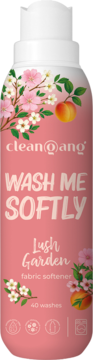 Cleangang Wash Me Softly Lush Garden płyn do płukania w różowej butelce, widok z przodu, z brzoskwiniami i kwiatami.