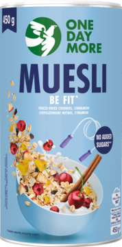 One Day More Muesli Be Fit 450g, wiśnie i cynamon, bez dodatku cukru. Jasnoniebieska puszka z miską muesli.