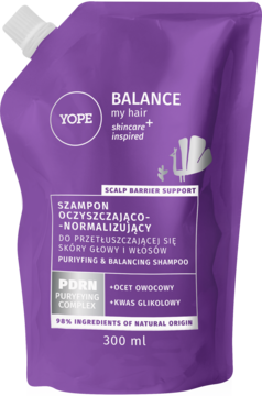 Fioletowy szampon YOPE Balance Purifying & Balancing do włosów przetłuszczających się, w saszetce. Widok z przodu.