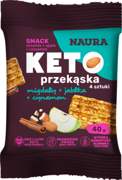 Naura Keto przekąska 40g w fioletowej torebce. Migdały, jabłka, cynamon. Widoczne dwa chrupiące kawałki. Widok z przodu.