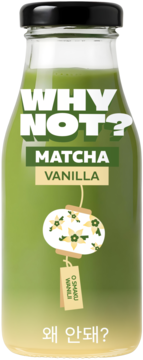 Napój Why Not? Matcha Vanilla w szklanej butelce 280ml. Zielono-waniliowe warstwy, czarna zakrętka, etykieta z lampionem, widok z przodu.