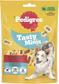 Pedigree Tasty Minis, żółta saszetka z małymi przysmakami dla psa i radosnym Border Collie, widok z przodu.