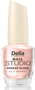 Delia Nail Studio Korean Gloss Nail Enamel, jasnoróżowy, w szklanej butelce z kremową nakrętką, z przodu.