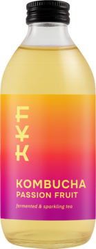 FOREVER YOUNG KOMBUCHA Passion Fruit, szklana butelka z żółto-różową etykietą, napój fermentowany, widok z przodu.