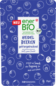 Niebieska torebka ener BIO z liofilizowanymi jagodami, z białym etykietą 'HEIDELBEEREN' i wzorem owoców.