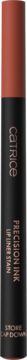 Długotrwała pomadka Precision Lipstick w odcieniu brązowo-czerwonym Camelia, czarna obudowa, widok z przodu.