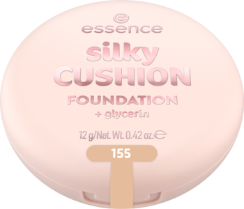 Okrągły kompakt podkładu Essence Silky Cushion 155 z gliceryną, jasnobeżowy, w różowym etui, widok z przodu.