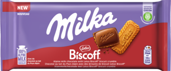 Fioletowa czekolada Milka Biscoff z ciasteczkami Lotus na opakowaniu. Napisy: NEW, 100% Alpine Milk. Widok z przodu.