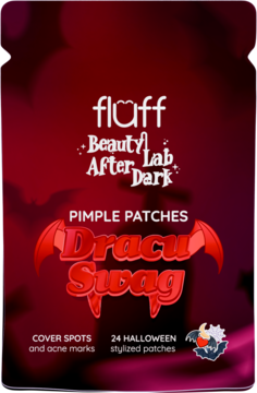 Fluff Dracu Swag Pimple Patches. Ciemnoczerwone opakowanie z wampirzym motywem, 24 Halloweenowe plastry.