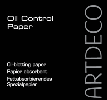 Bibułki matujące Artdeco w czarnym opakowaniu z białym napisem 'Oil Control Paper' i pionowym logo marki.