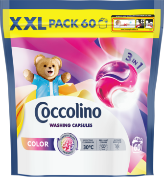 Opakowanie Coccolino 3 w 1 Color, 60 kapsułek do prania, biało-niebieska torba z misiem i kapsułką.