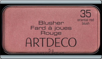 Artdeco Blusher wkład wymienny 35 Oriental Red Blush, zbliżenie na różowy puder w czarnej ramce.