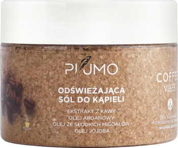 PIUMO odświeżająca sól do kąpieli kawowa w okrągłym, brązowym słoiku, widok z przodu.