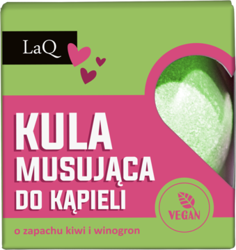 Zielono-różowa kula musująca LaQ do kąpieli o zapachu kiwi i winogron. Widok z przodu opakowania z sercem, pokazującym kulę.