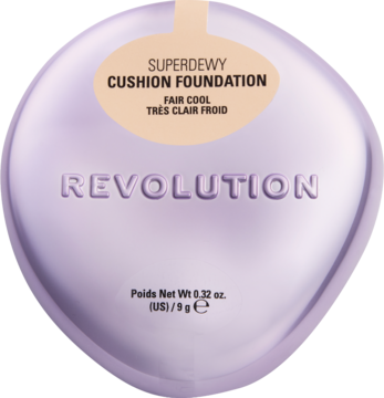 Rozświetlający podkład Revolution Superdewy Cushion Foundation Fair Cool w jasnofioletowym kompakcie, widok z przodu.