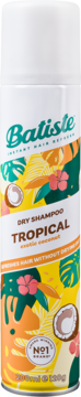 Batiste Tropical Dry Shampoo w białej puszce z wzorem tropikalnych liści i kokosów, zapach egzotyczny kokos, widok z przodu.