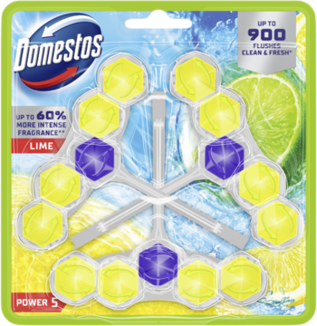 Domestos Power 5 Lime: zielony blister z 3 zawieszkami toaletowymi, żółte kostki o cytrusowym zapachu.