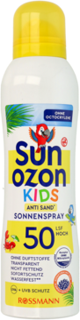 Biała butelka sprayu Sunozon Kids Anti Sand SPF 50 do opalania, widok z przodu z papugą i palmami.