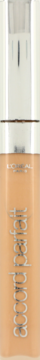 L'Oreal Infallible More Than Concealer w podłużnej butelce, odcień beżowy, srebrna nakrętka, widok z przodu.