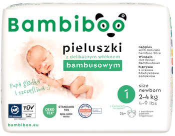Białe opakowanie Bambiboo pieluszek z włóknem bambusowym, rozmiar 1 Newborn (2-4 kg), z wycięciem na pępek.