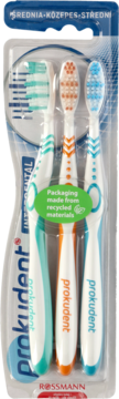 Zestaw trzech szczoteczek Prokudent średnich, białe uchwyty z kolorowymi akcentami, opakowanie z materiałów recyklingowych.