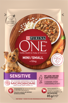 Beżowe opakowanie karmy Purina ONE Mini Sensitive dla psów, z łososiem, ryżem, Yorkiem i miską karmy.