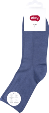 Skarpetki eloy z modalu w kolorze indygo, prążkowane, rozmiar 35-40, widok z przodu na wieszaku.