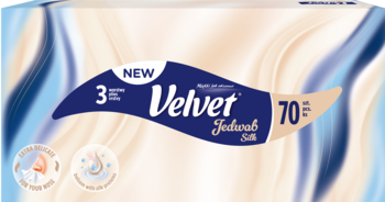 Velvet Jedwab Silk, 3-warstwowe chusteczki higieniczne w białym pudełku z falistym niebiesko-beżowym wzorem. Widok z przodu.