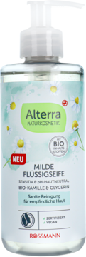 Alterra Naturkosmetik mild liquid soap with organic chamomile, clear bottle, white pump, vegan, front view.
