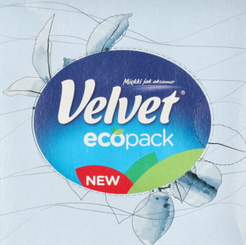 Velvet ecopack chusteczki, zbliżenie na niebieską etykietę z napisem NEW na miękkim opakowaniu.