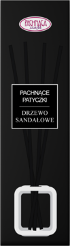 Czarne opakowanie dyfuzora zapachowego Pachnąca Myśl drzewo sandałowe, z czarnymi patyczkami w białej podstawie.
