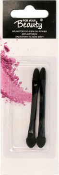 Dwa czarne aplikatory do cieni For Your Beauty w blistrze, z widocznym różowym pudrem cienia. Widok z przodu.