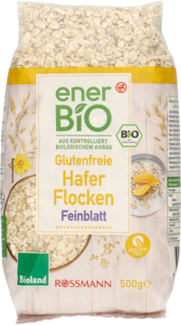 Biała torebka enerBiO Bezglutenowe Płatki Owsiane Feinblatt 500g, z logo Bio, widok z przodu.