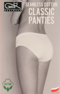 Beżowe, bezszwowe majtki bawełniane Gatta Classic Panties na modelce, widok od tyłu z opakowaniem.