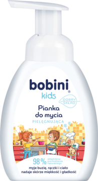Biała butelka Bobini Kids pielęgnującej pianki do mycia z pompką, z ilustracją dzieci w kuchni.