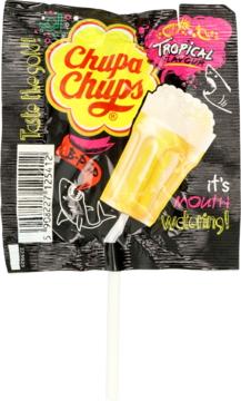 Chupa Chups lizak o smaku tropikalnym w kształcie kufla piwa, w czarnym opakowaniu, widok z przodu.