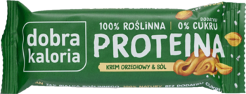 Zielony baton proteinowy Dobra Kaloria, 100% roślinny, krem orzechowy i sól, bez cukru, widok z przodu.