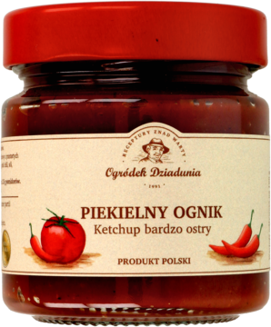 Słoik ostrego ketchupu Piekelny Ognik, mocno pomidorowy, w szklanym słoiku z czerwoną pokrywką, z przodu.