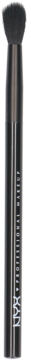 Pędzel NYX Professional Makeup nr 17, czarny, z płaskimi włoskami, widok z przodu, napis NYX na rączce.