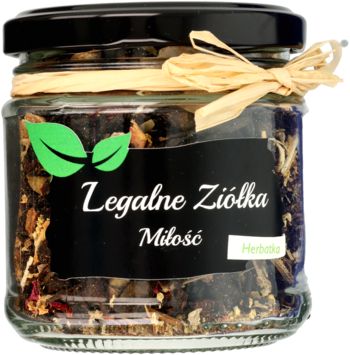 Legalne Ziółka Miłość, słoik herbatki ziołowej z czarną etykietą i brązową wstążką, widok z przodu.