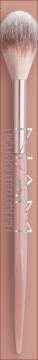 Wegański pędzel do rozświetlacza z rączką w kolorze różowego złota i puszystym jasnym włosiem, widok z przodu.