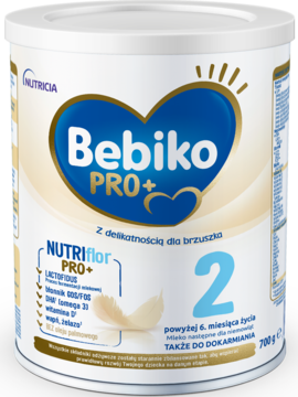 Bebiko PRO+ 2 mleko następne w białej puszce z niebieską etykietą, widok z przodu, dla delikatnych brzuszków.
