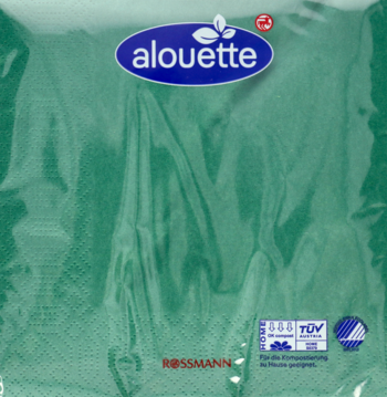 Zielone serwetki Alouette 3-warstwowe Rossmann w przezroczystym opakowaniu, widok z przodu, z logo.