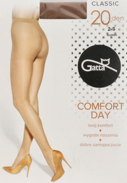 Gatta Classic 20 den Comfort Day: beżowe, gładkie rajstopy na nogach modelki, widoczne opakowanie produktu.