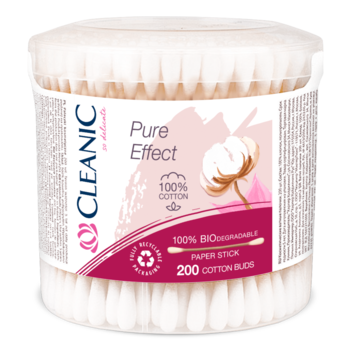Cleanic Pure Effect patyczki higieniczne 200 szt., białe, w przezroczystym pojemniku, etykieta z bawełną, biodegradowalne.