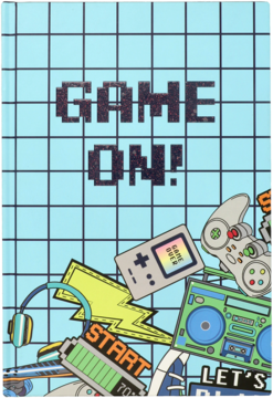 Zeszyt Game on! z niebieską okładką w kratkę, napisem GAME ON! i gamingowymi naklejkami.