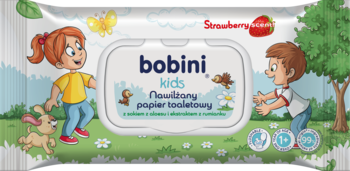 Bobini Kids papier toaletowy nawilżany o zapachu truskawki. Białe opakowanie z rysunkami dzieci na łące.