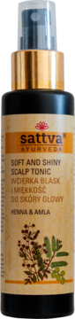 Sattva Ayurveda Soft and Shiny Scalp Tonic z henną i amlą, w ciemnej butelce ze złotym kołnierzem, widok z przodu.