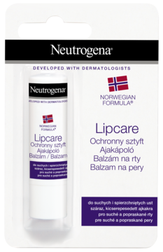 Biały sztyft Neutrogena Lipcare do ust, w przezroczystym blistrze, z niebieskimi napisami i flagą Norwegii, widok z przodu.