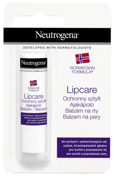 Biały sztyft Neutrogena Lipcare do ust, w przezroczystym blistrze, z niebieskimi napisami i flagą Norwegii, widok z przodu.